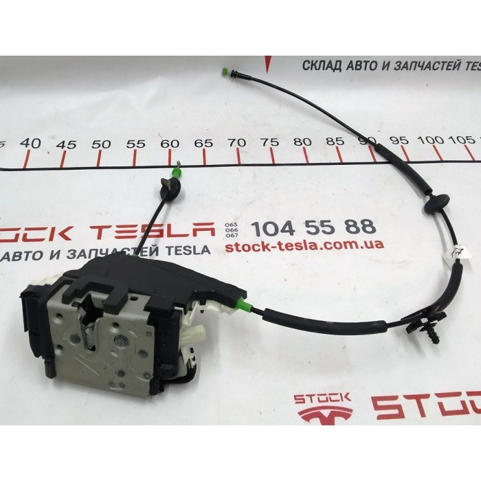 1 Front left door lock Tesla model X 112619900B